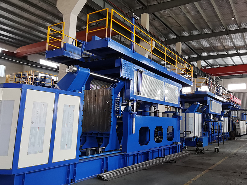Mastering Efficiency: The Key Advantages of Our IBC Tank Blow Molding Machine